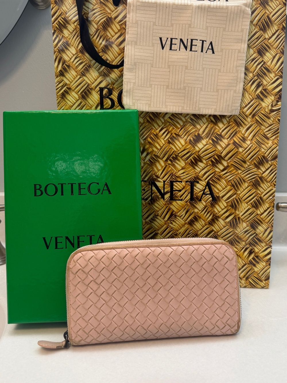 Bottega Veneta Intrecciato Pink Leather Wallet w/ COA, Dust Bag, Box & Shop Bag